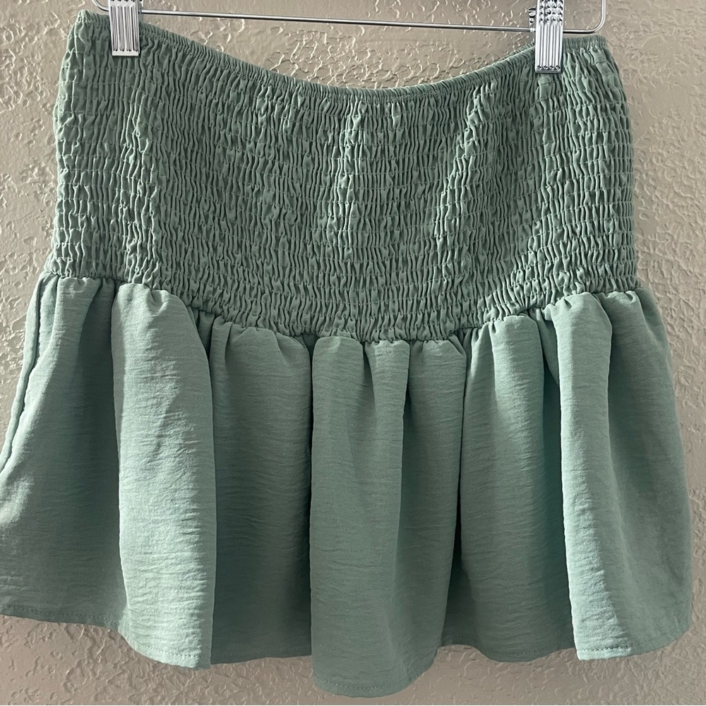 Urban Outfitters Y2K Textured Green Mini Skirt Elastic‎ Waist  Large - Picture 2 of 5